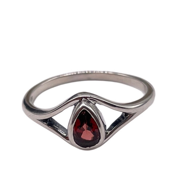 Garnet Ring