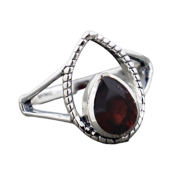 GARNET RING