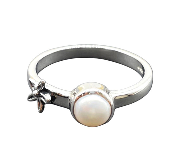 Pearl Ring