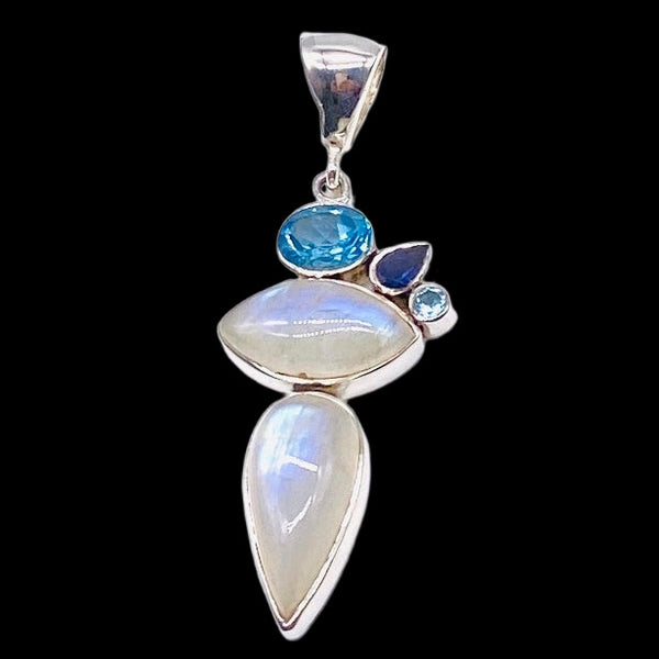 RAINBOW MOONSTONE PENDANT