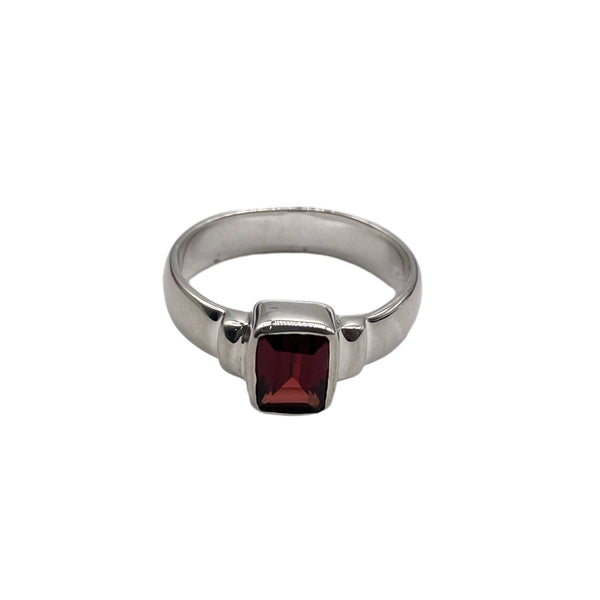 Garnet Ring