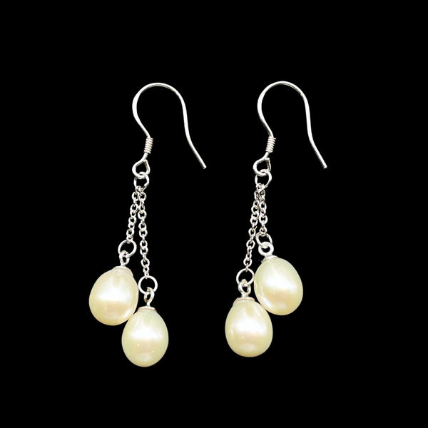 Freshwater Pearl Dangle Earrings 1.5”