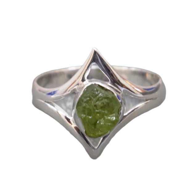 PERIDOT RING