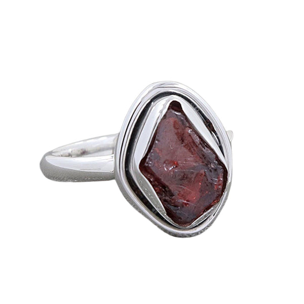 GARNET RING