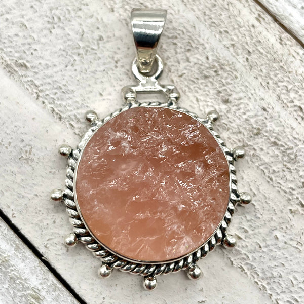 ROSE QUARTZ PENDANT