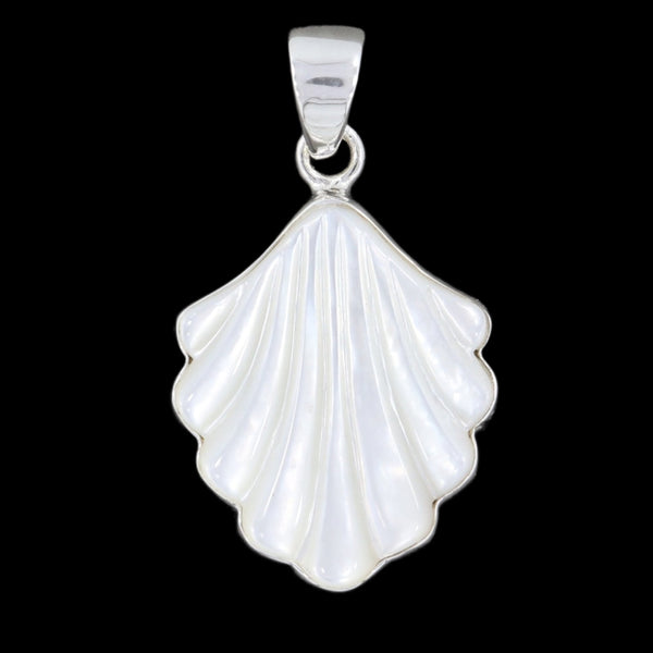 CARVING (SHELL) PENDANT