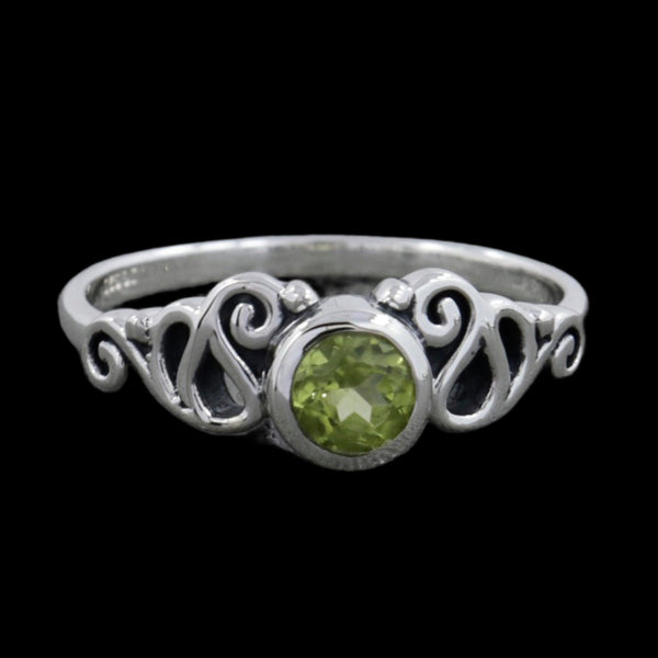 PERIDOT RING