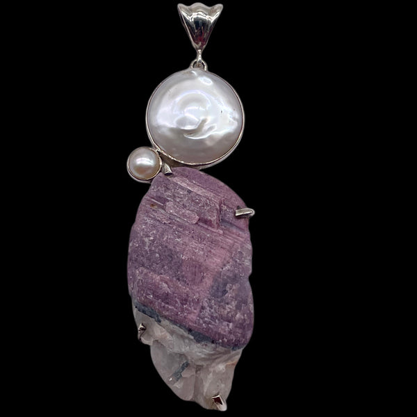Pearl and tourmaline Quartz pendant