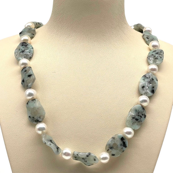 Agate Pearl Necklace