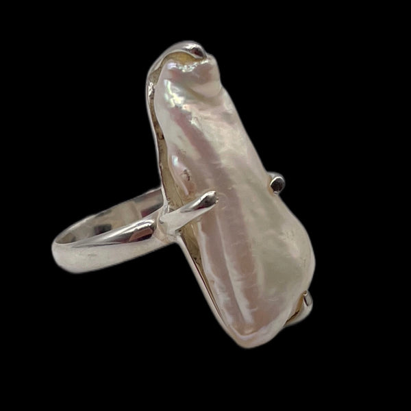 FRESH WATER PEARL RING