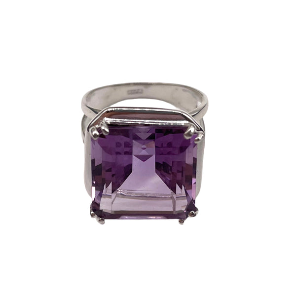 Amethyst ring