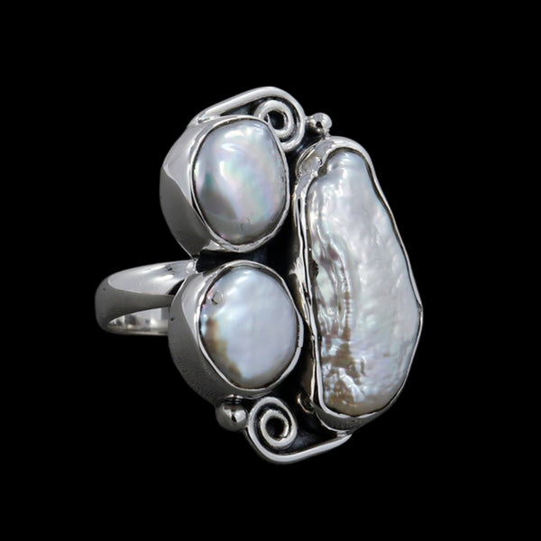 FRESH WATER PEARL RING