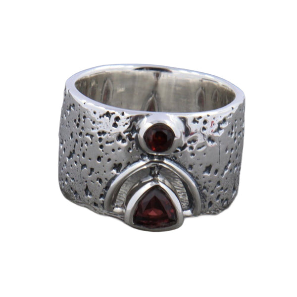 GARNET RING