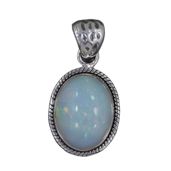 EUTHOPIAN OPAL PENDANT