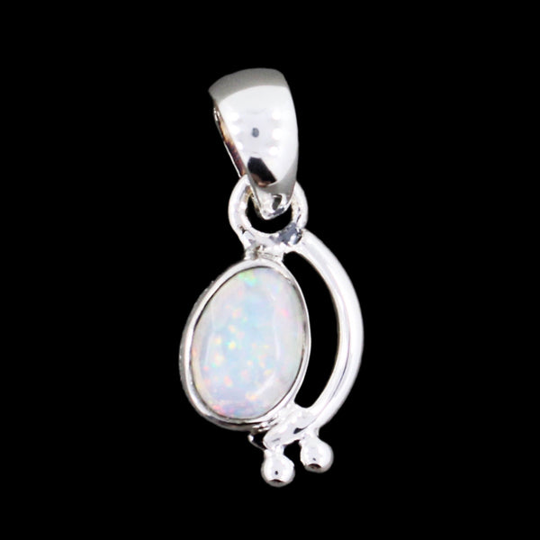 ETHIOPIAN OPAL PENDANT