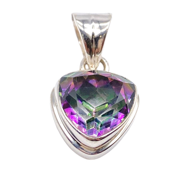 MYSTIC QUARTZ PENDANT
