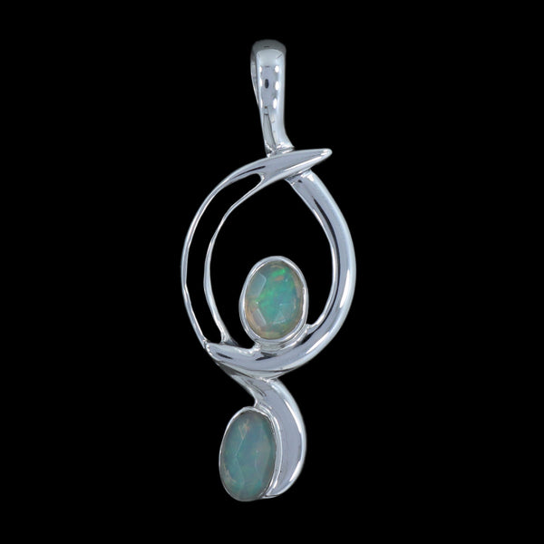 ETHIOPIAN OPAL PENDANT