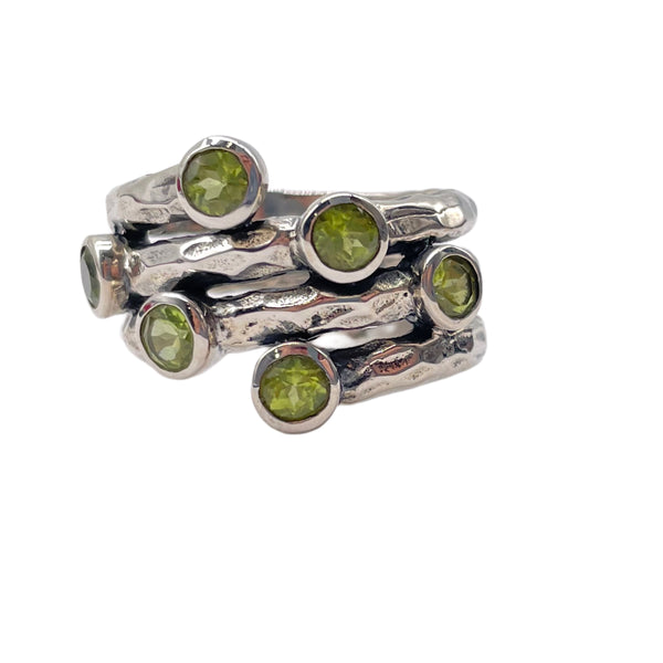 PERIDOT RING