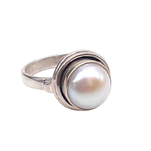 Pearl Ring