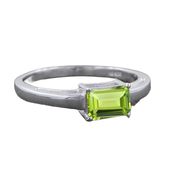 PERIDOT RING