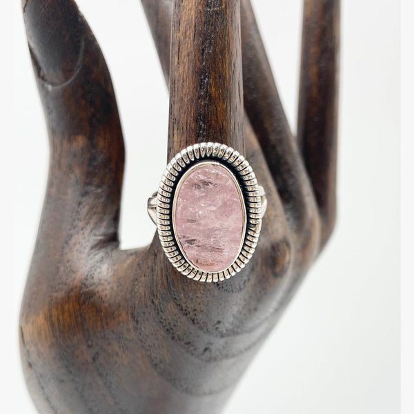 ROSE QUARTZ RING